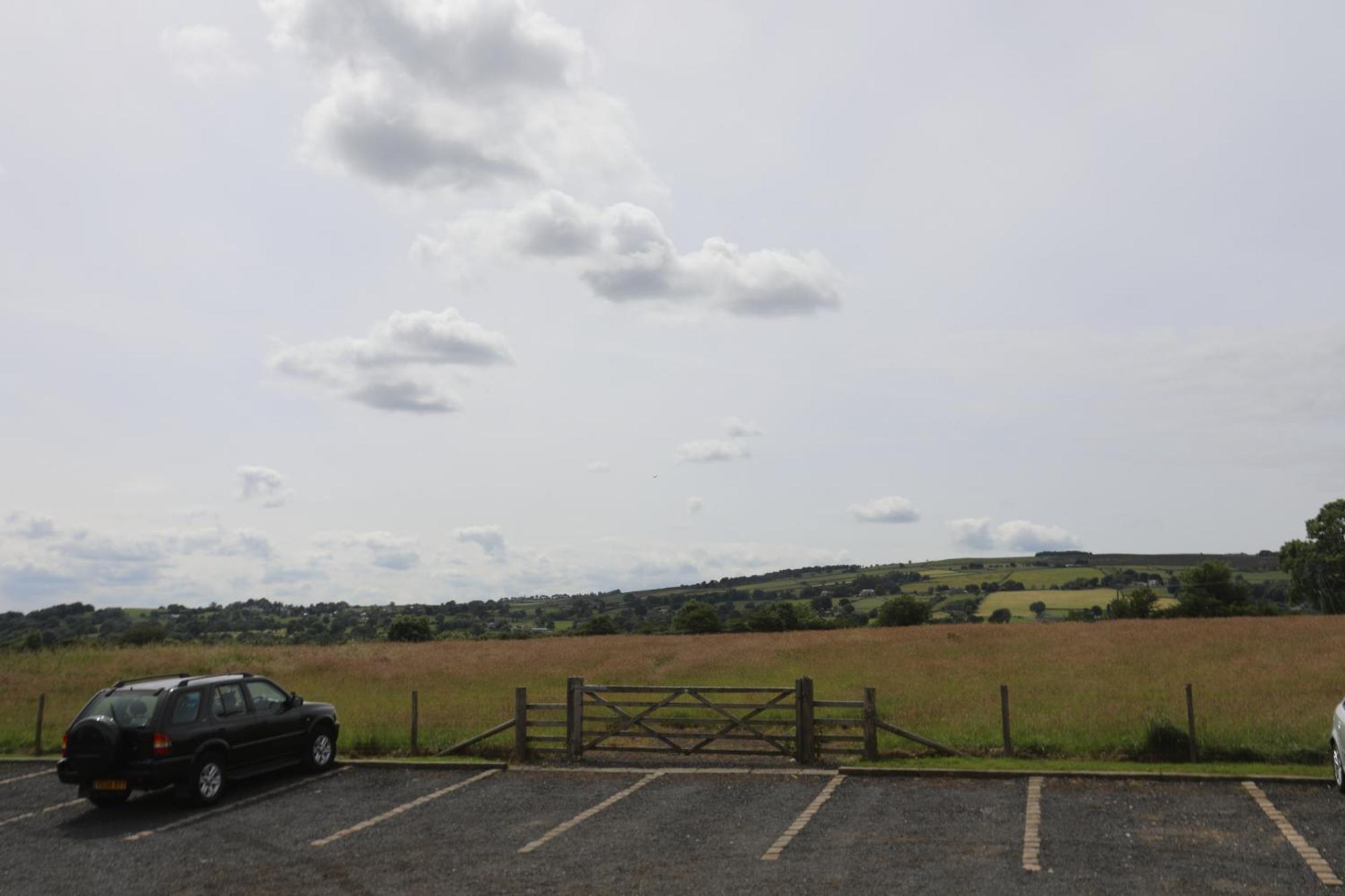The Craven Heifer Inn Kelbrook الغرفة الصورة