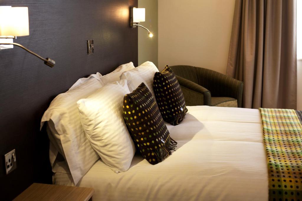 The Craven Heifer Inn Kelbrook المظهر الخارجي الصورة